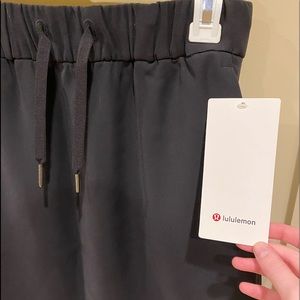 Lululemon:: Black Skirt